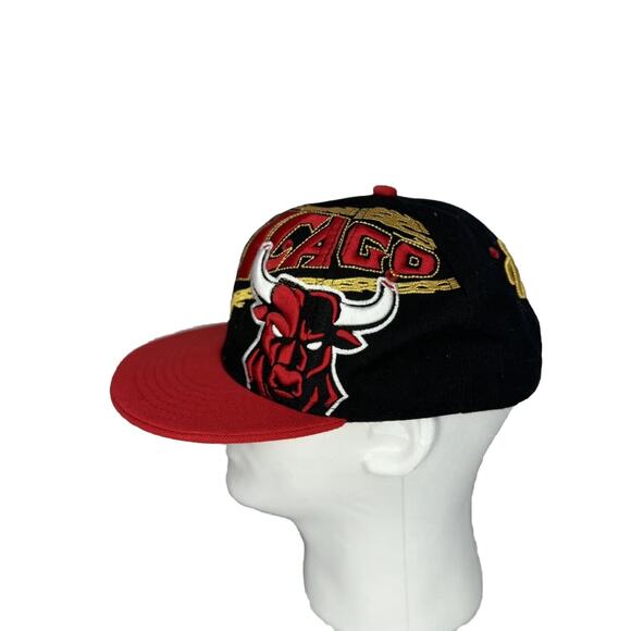 Vintage Style Embroidered NBA Chicago Bulls Hat Snapback - Picture 2 of 4